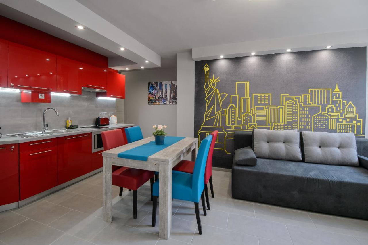Hr Apartmanhaz Eger Luaran gambar